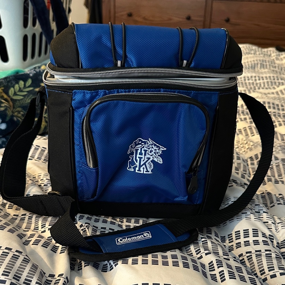 University of Kentucky Coleman Blue and Black Insulated lunch bag/box